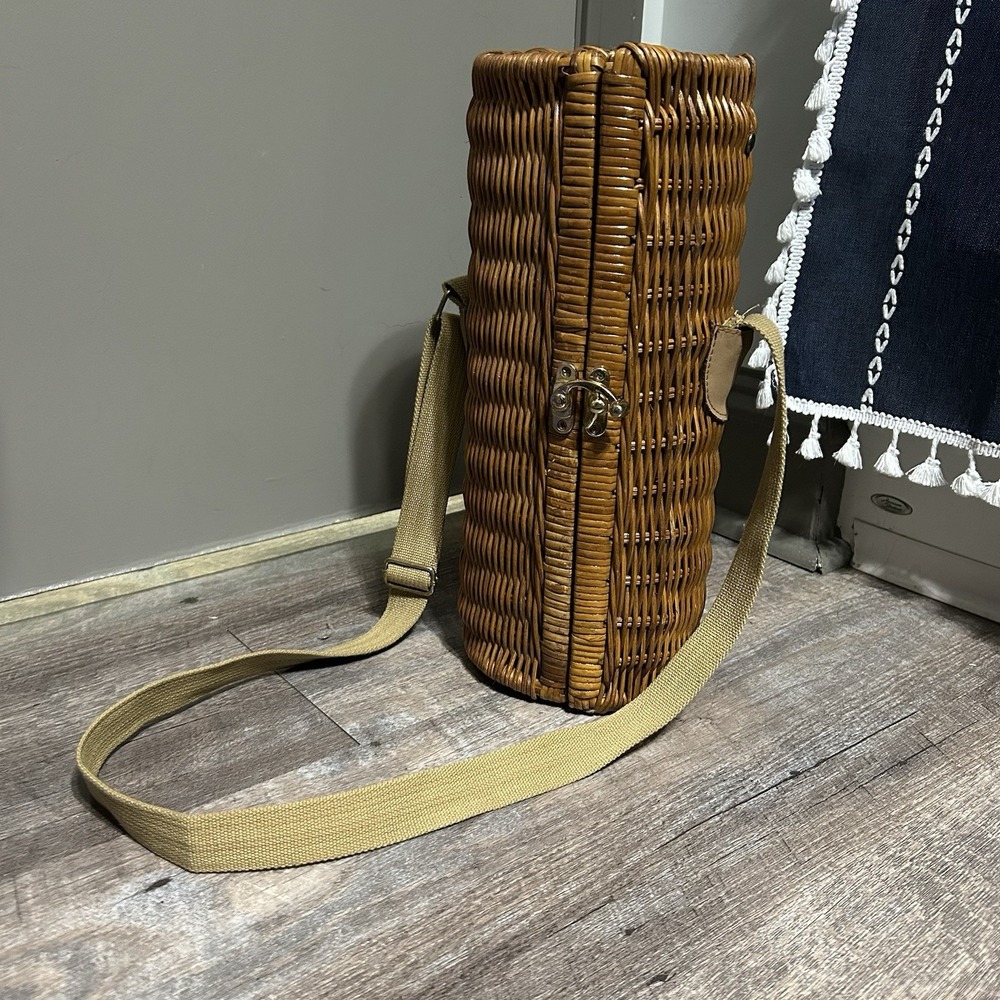 Vintage Wicker Wine Bottle Carrier Case Crossbody Strap Brass Hinges